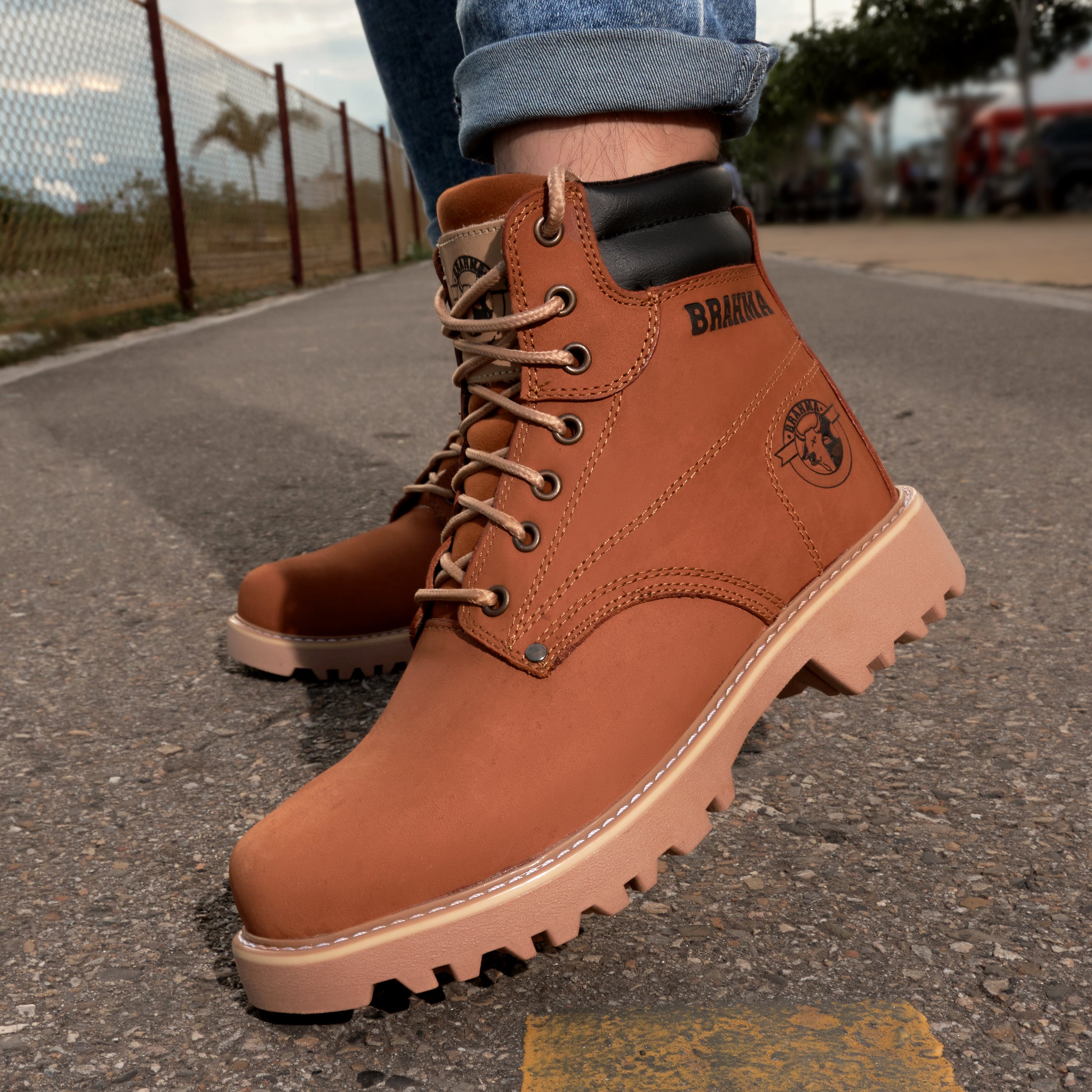 BOTA BRAHMA CLASICA CUERO + CAJA